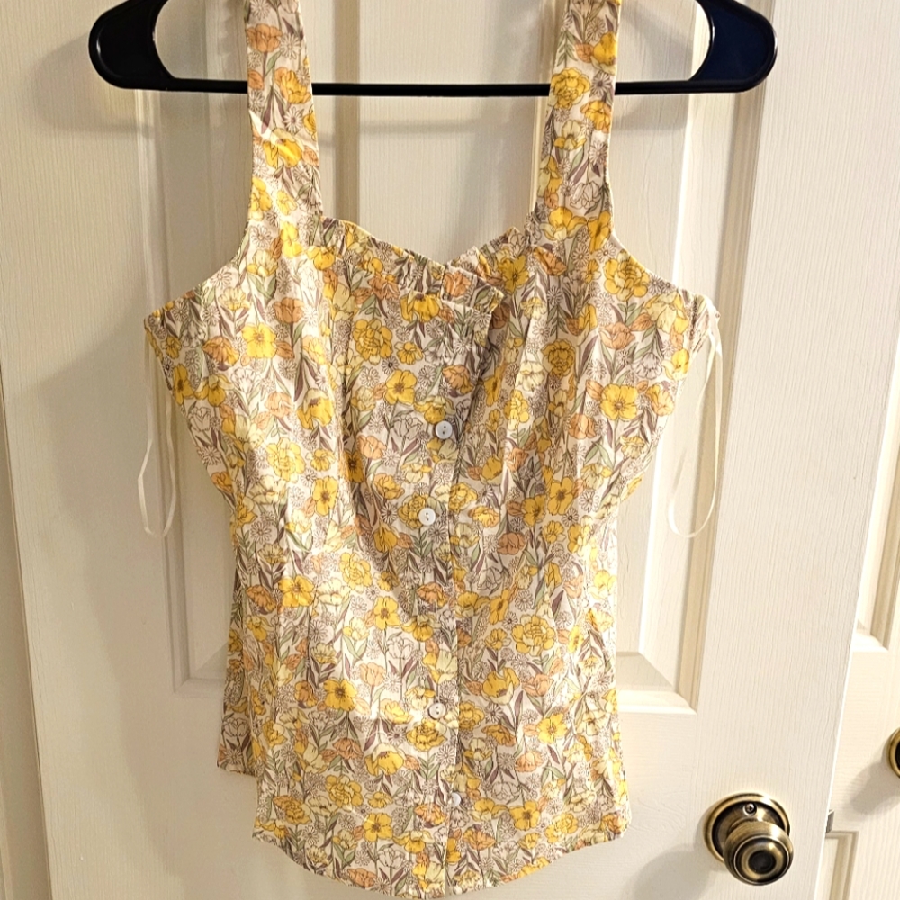 NWT-Million Colors womans top